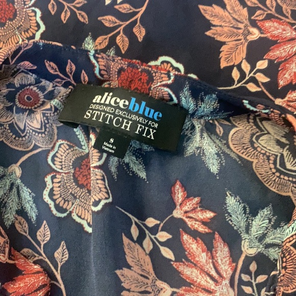 Tank top blouse - Alice blue - Picture 2 of 2